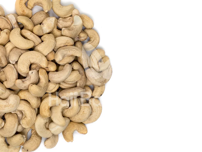 نمایی از بادام هندی سایز 240 خام