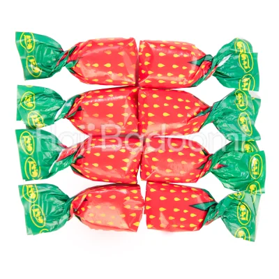 آبنبات توت فرنگی با مغزی پاستیل آیدین