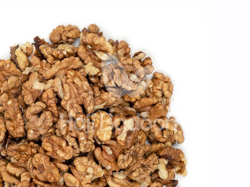 خرید مغز گردوی خارجی درجه یک حاجی بادومی