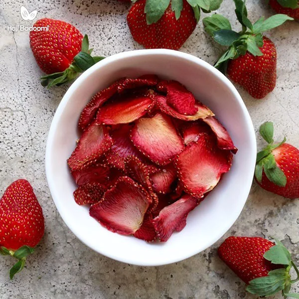 خرید توت فرنگی خشک از فروشگاه اینترنتی حاجی بادومی